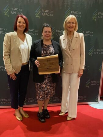 From l. to r.: Paper Excellence Group: Jennifer Johnson, vice president, Communications; Lana Wilhem, director, Indigenous Relations, and Blair Dickerson, vice president, Public Affairs – Canada (CNW Group/Paper Excellence Group)